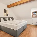 Residenz Zu Montfort - Schlossblick 2 شقة