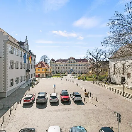 Residenz Zu Montfort - Schlossblick 2 *